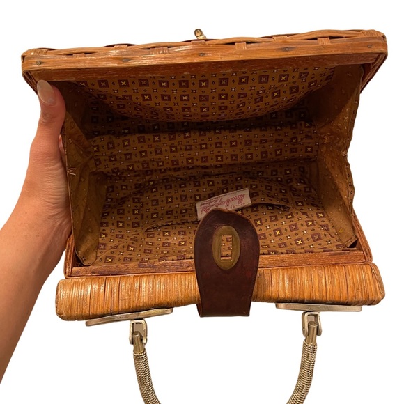 Vintage/antique woven statement purse - Picture 5 of 6